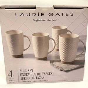 I am selling a mug set